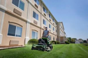 commercial lawn mowing